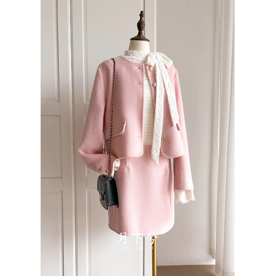 【月下兮-安歌】粉色订婚礼服小香风套装大衣结婚回门小个子