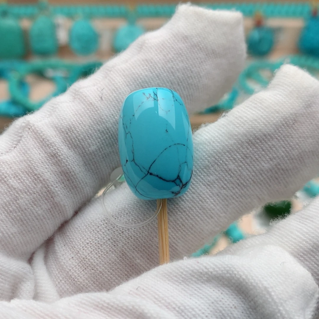 绿松石未镶嵌珠宝奇石13.3mm