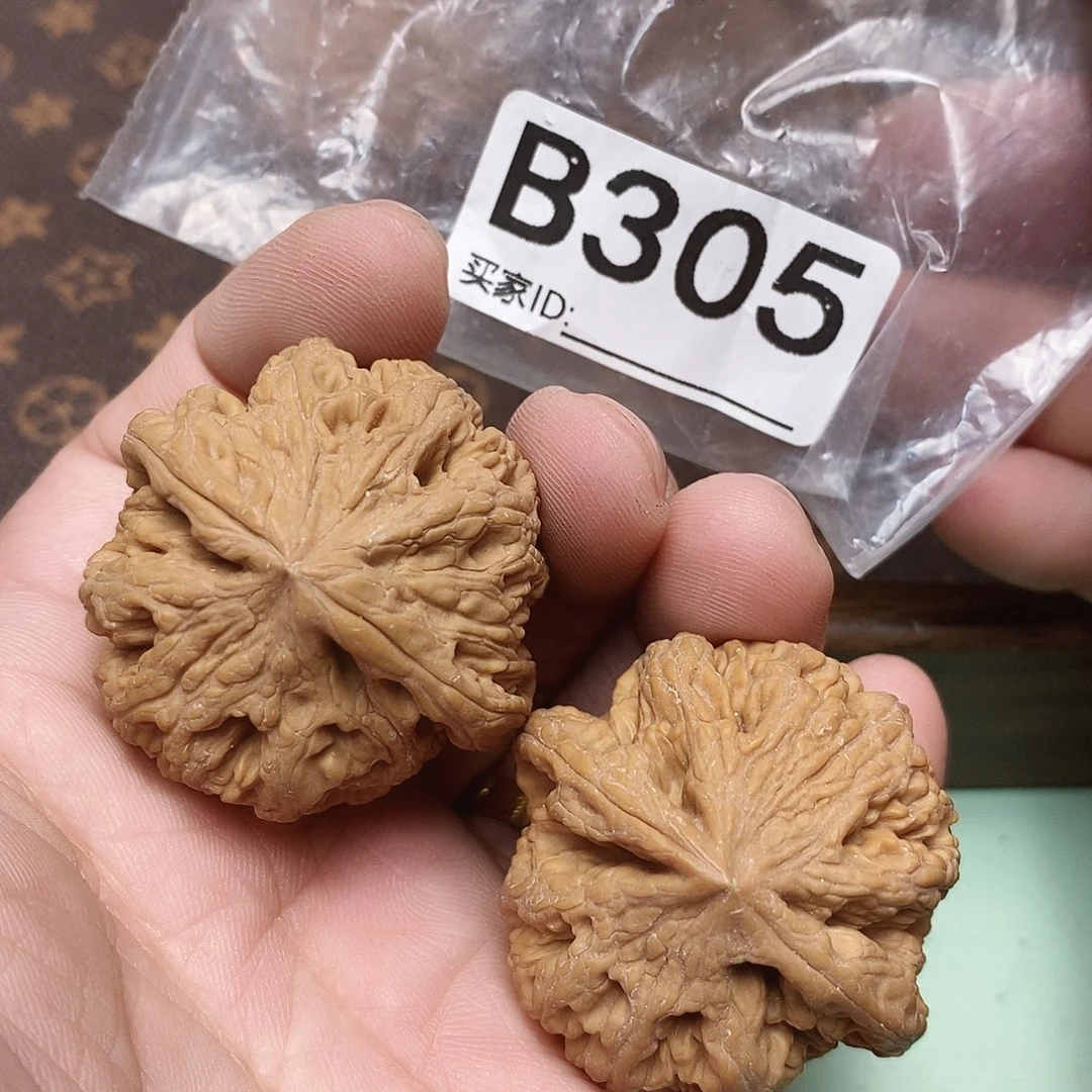 把件文玩核桃粗筋40尺。