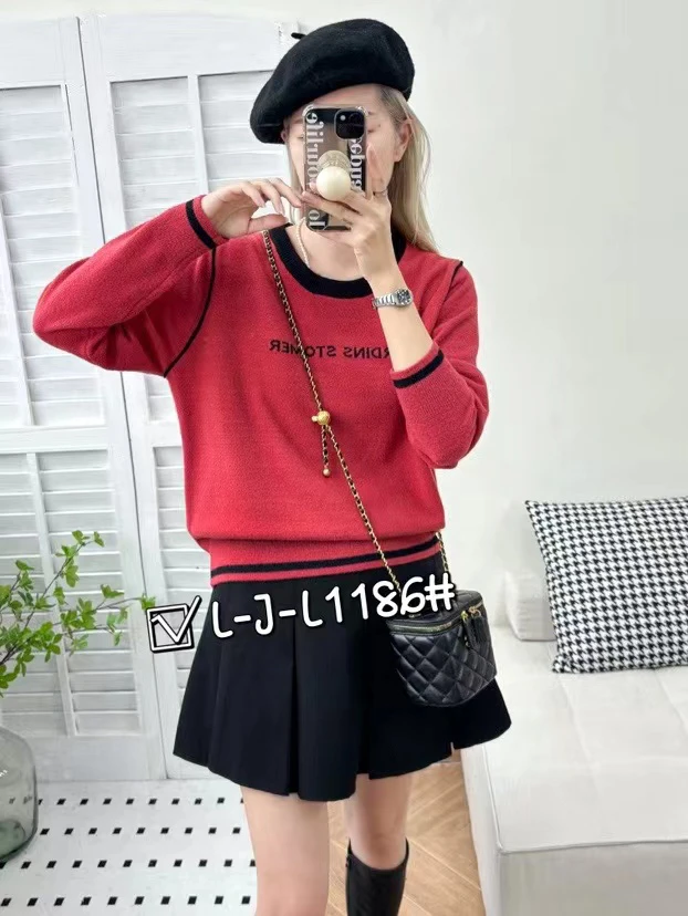 秋冬款撞色圆领显瘦百搭毛针织衫