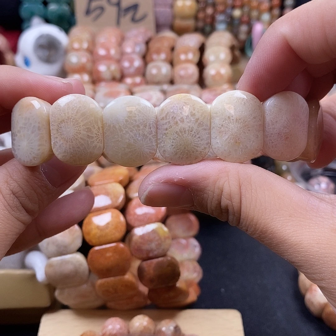 硅化珊瑚（珊瑚玉）未镶嵌手牌 上新 19