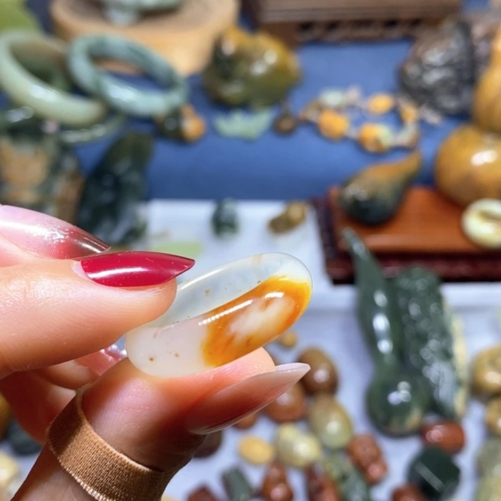 蛇纹石玉未镶嵌花玉16口