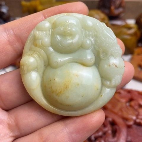 蛇纹石玉未镶嵌颈饰90