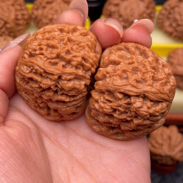 文玩核桃吊坠44精品老树红皮南疆