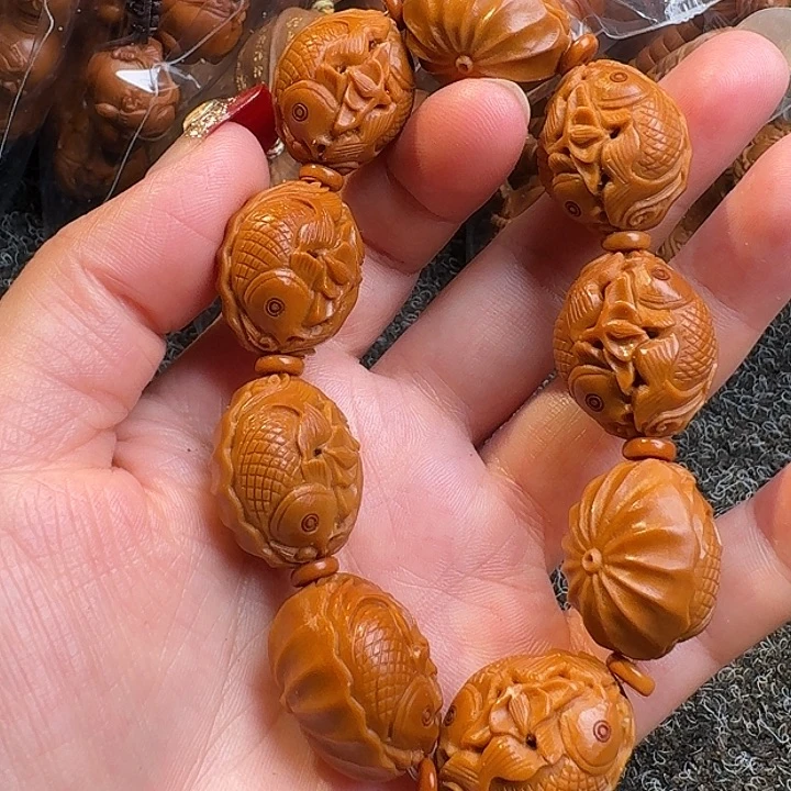 吊坠橄榄核橄榄荷叶鱼
