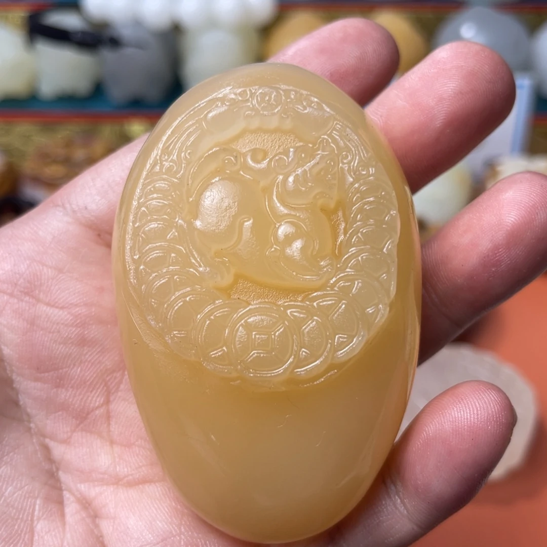呔***6石材天然方解石手把件不退换