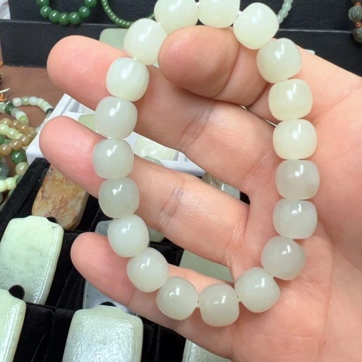 未镶嵌手串和田玉小*