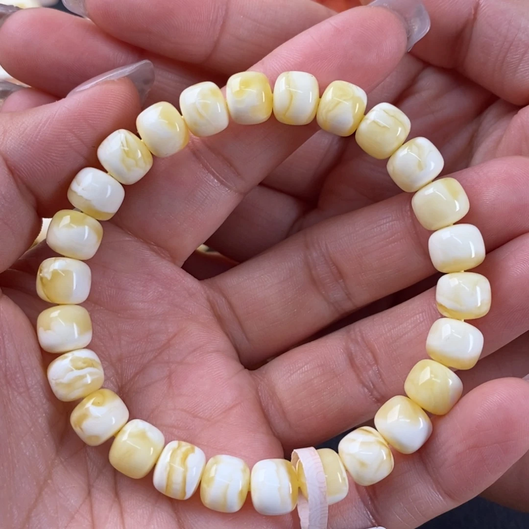 琥珀裸石未镶嵌蜜蜡