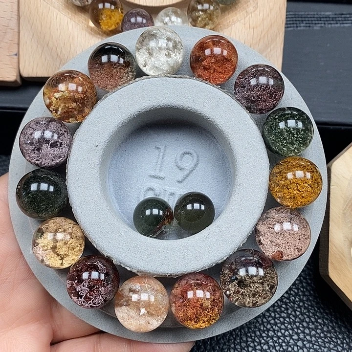 鑫***鹏水晶手绳未镶嵌水晶