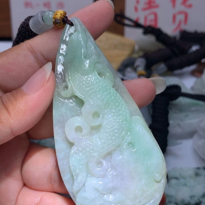 翡翠未镶嵌颈饰保真天然A货翡翠