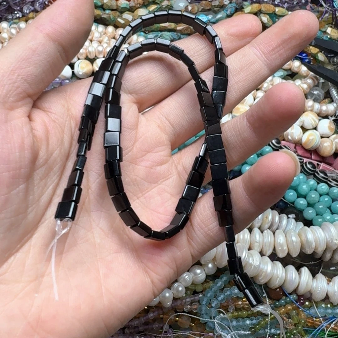 玛瑙/玉髓合金珠宝半成品一条6mm黑玛瑙双孔