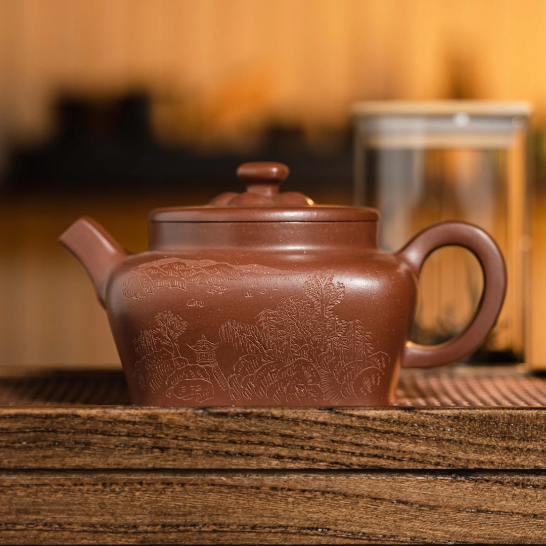 XD-008    宜兴手工紫砂    菱方