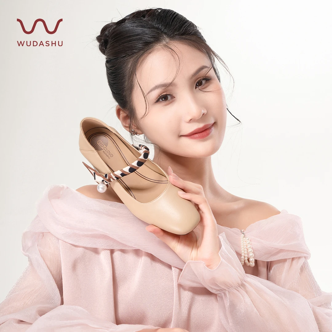 穿高跟鞋的吴大叔【达人专享】红云鞋法式玛丽珍方头一字带粗高跟鞋