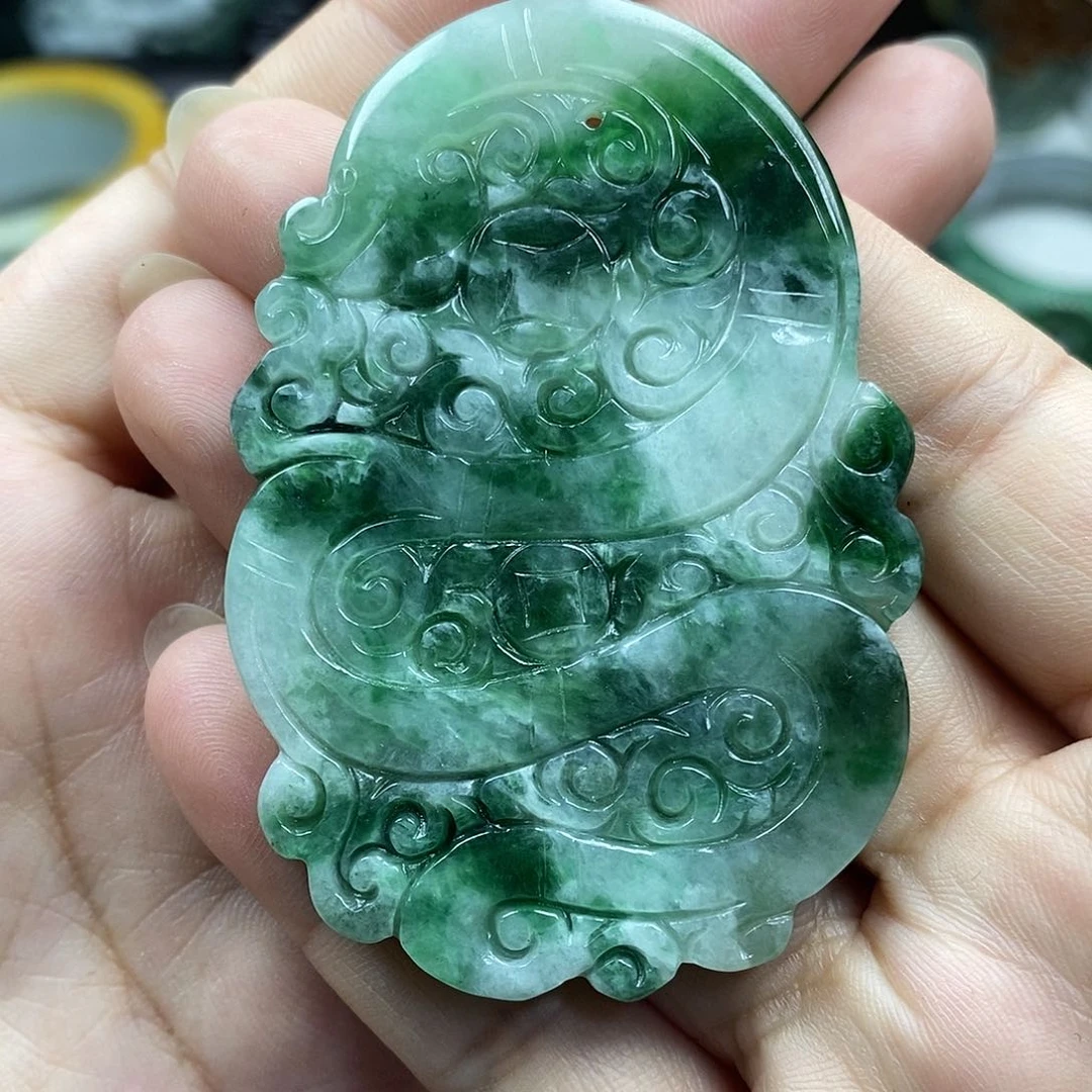 颈饰未镶嵌翡翠牌子