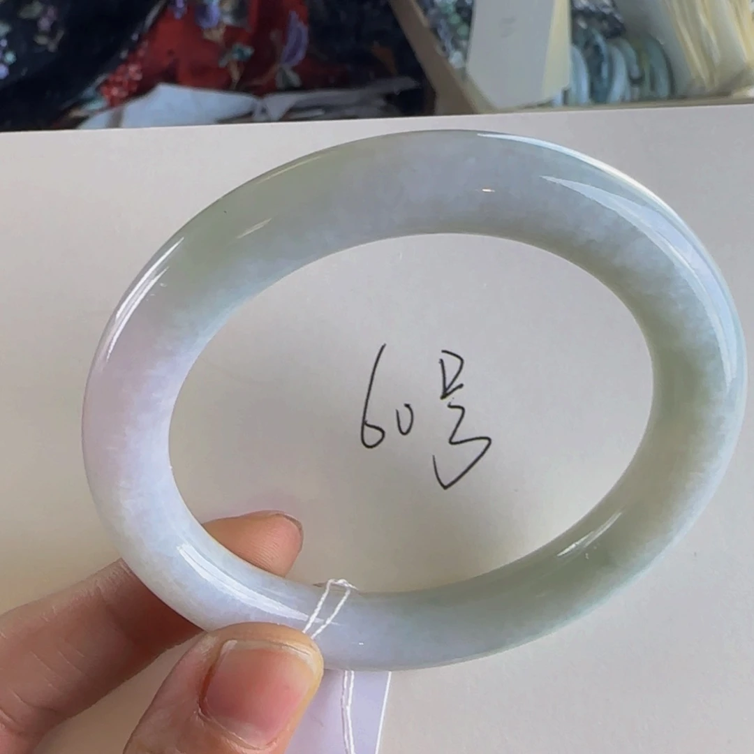 翡翠手镯未镶嵌老坑57圈