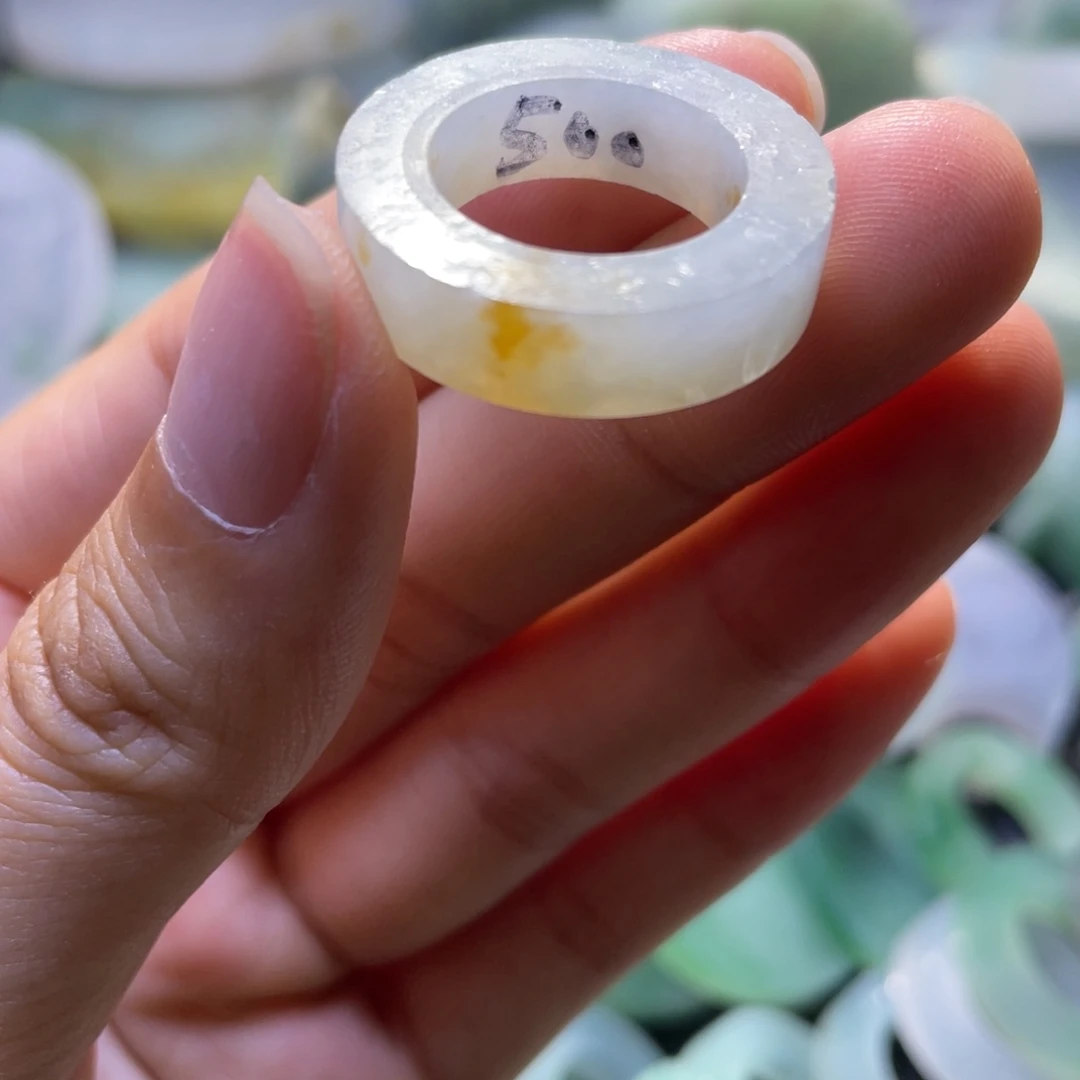 定制翡翠未镶嵌桂花糕戒指