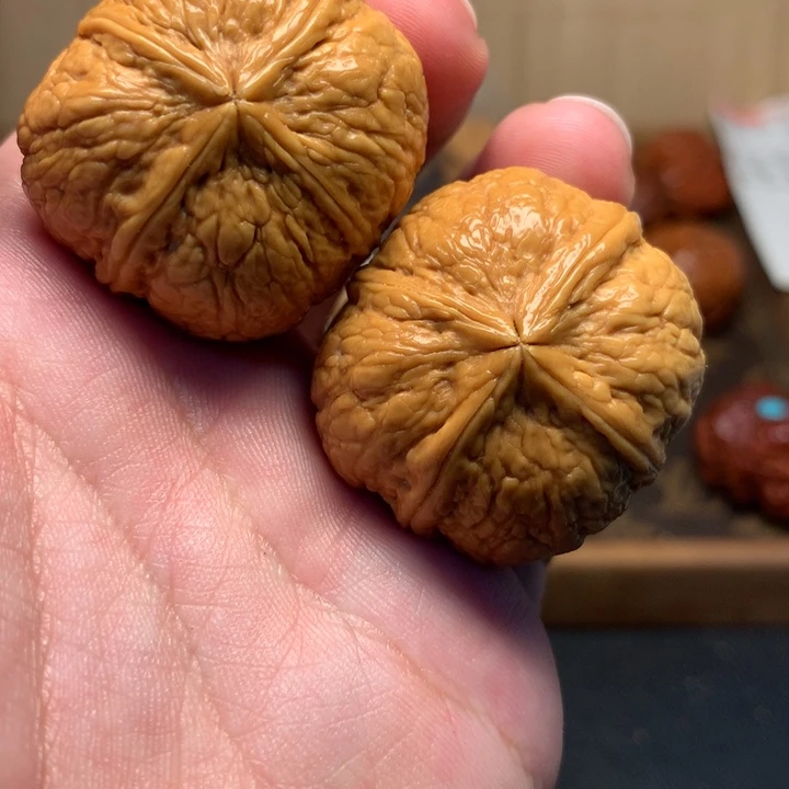 文玩核桃把件38炸四