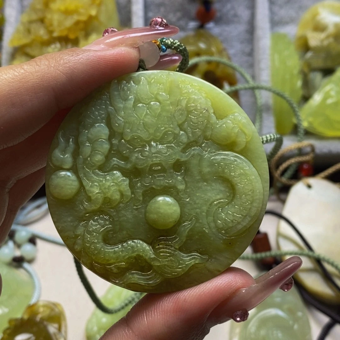 蛇纹石玉颈饰未镶嵌喜**生