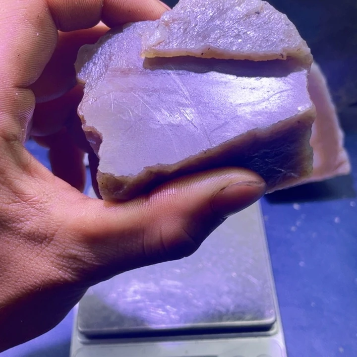 和田玉未镶嵌珠宝半成品