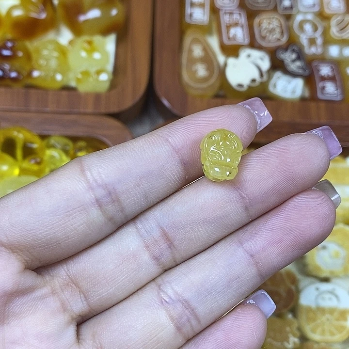 吊坠橄榄核小貔貅11