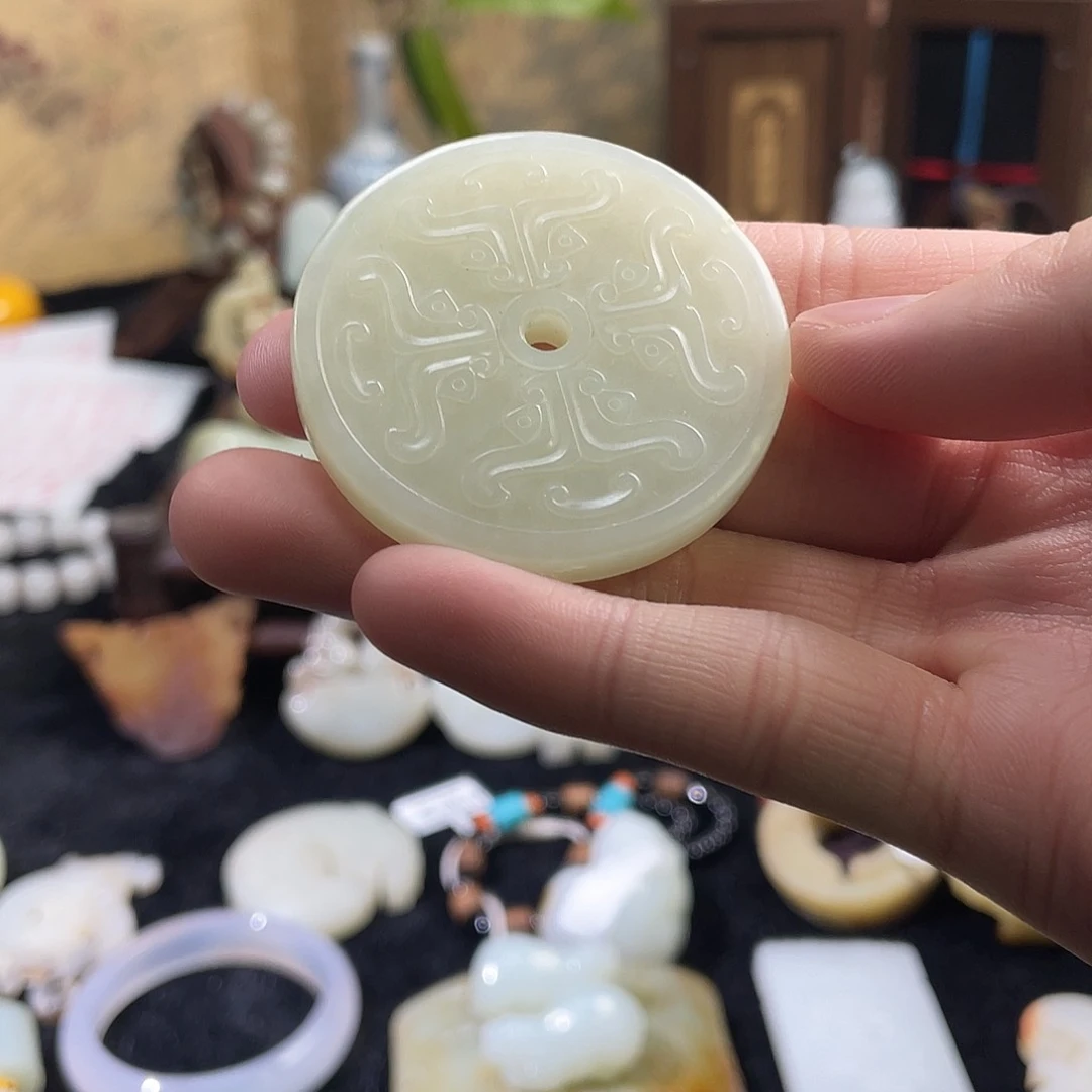 和田玉未镶嵌挂件