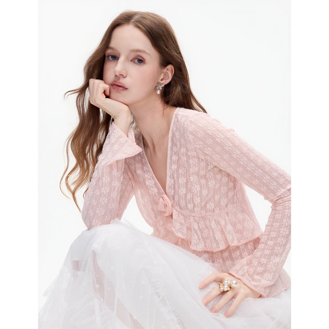 MISSCOCOON可可尼粉色V领上衣女2025秋季新款荷叶边蕾丝打底衫