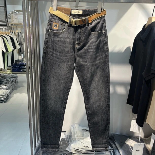 夏季正规版型1557#高品质时尚经典小脚牛仔裤百搭