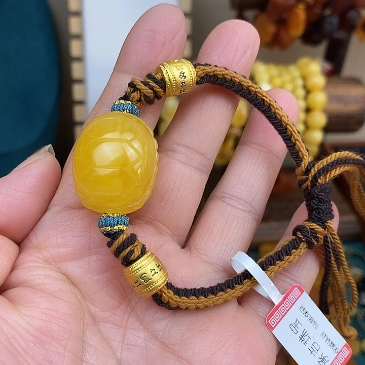 蜜蜡未镶嵌颈饰手牌