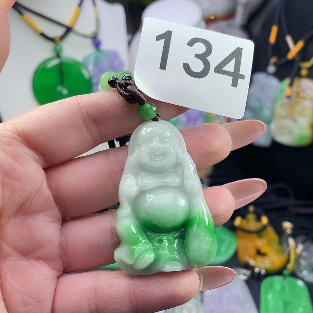 翡翠未镶嵌吊坠(赠链)