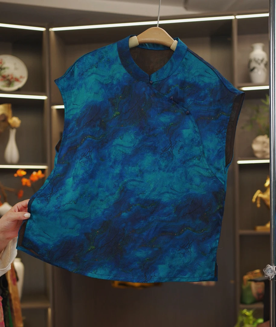 【蓝眼泪】新中式斜襟盘扣桑蚕丝提花香云纱短袖