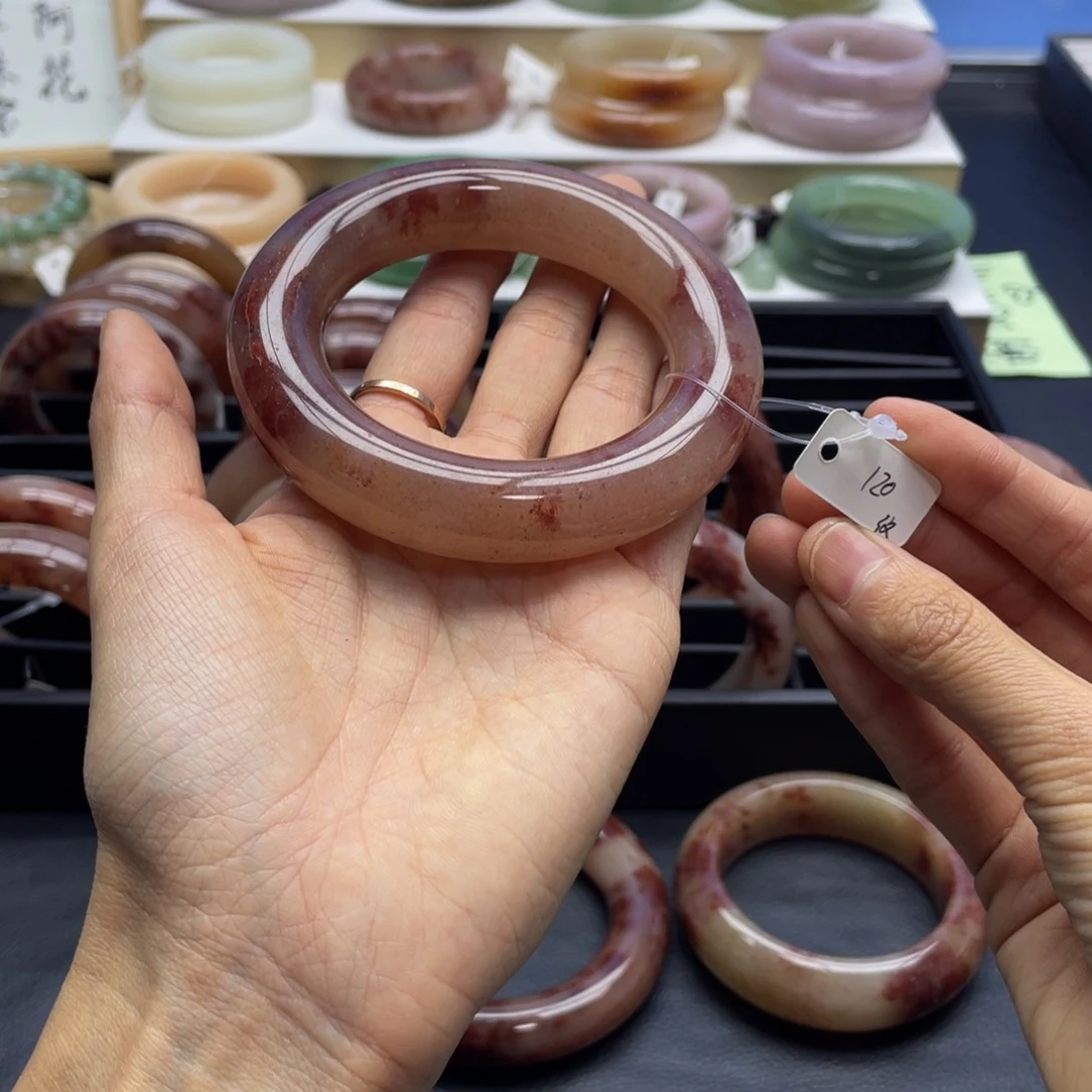 未镶嵌手镯石英质玉冰**芦