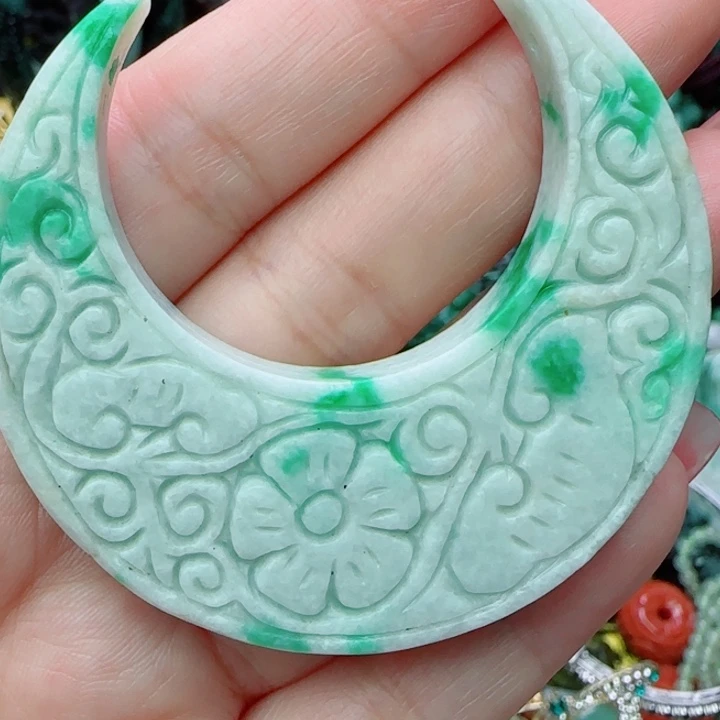 翡翠未镶嵌颈饰天然A货18