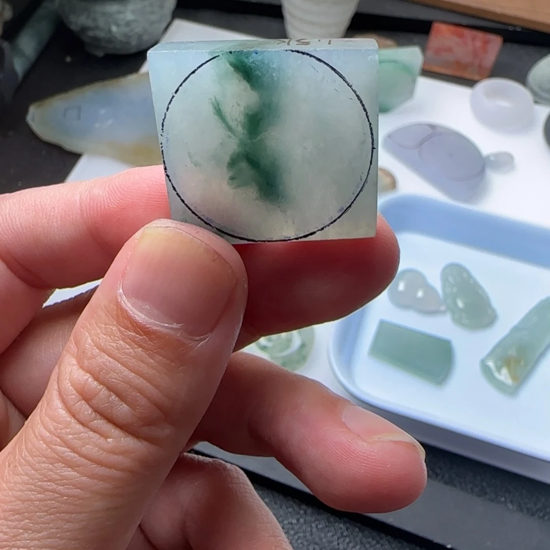 定制翡翠未镶嵌材料定制包工