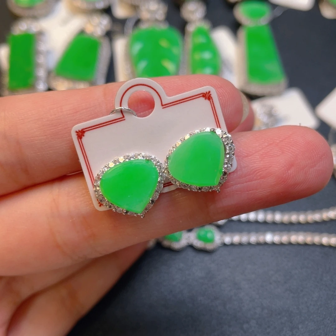 颈饰银S925镶嵌翡翠