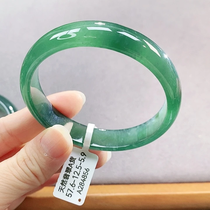 【闪购商品】未镶嵌手镯翡翠