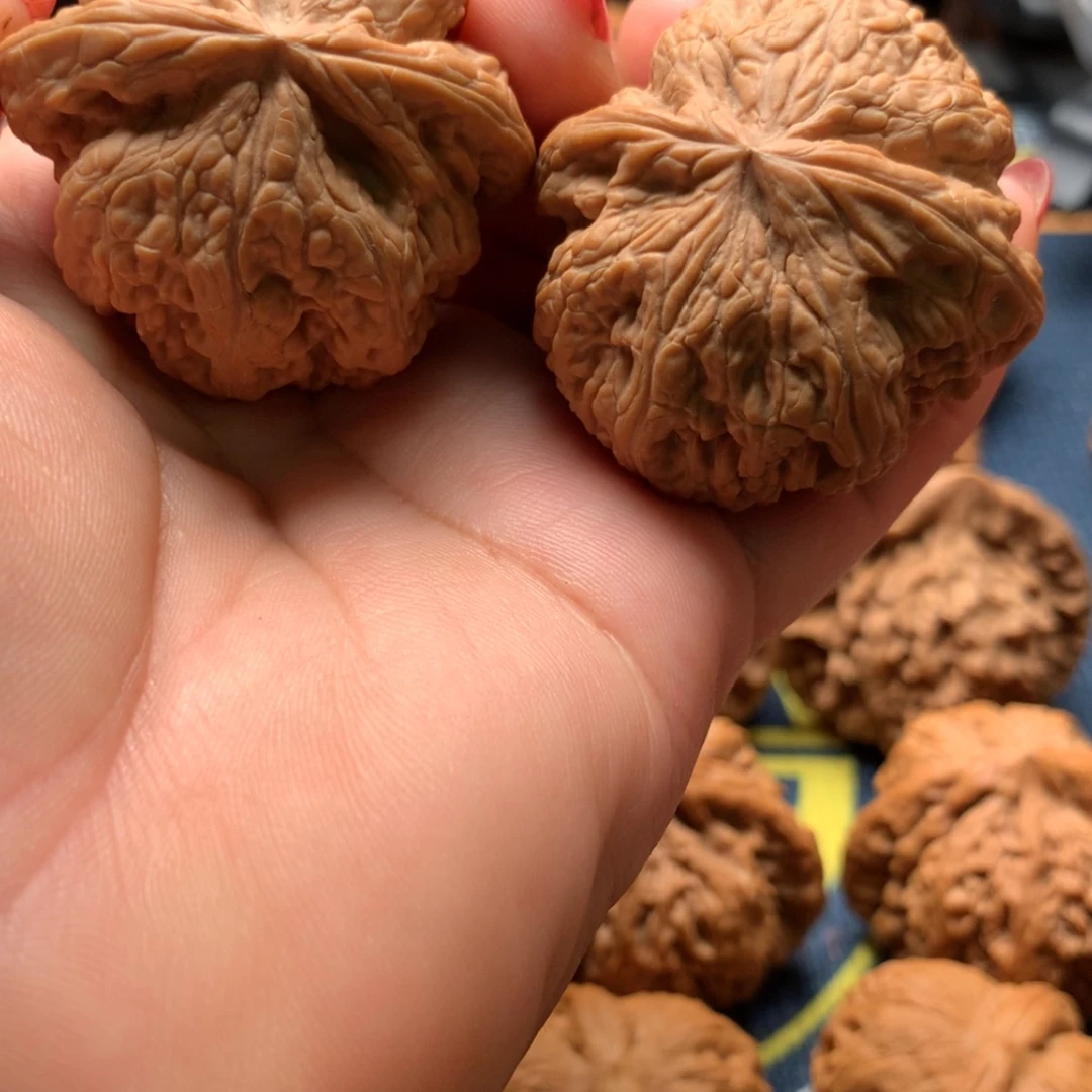 【闪购商品】把件文玩核桃墨*粗筋42