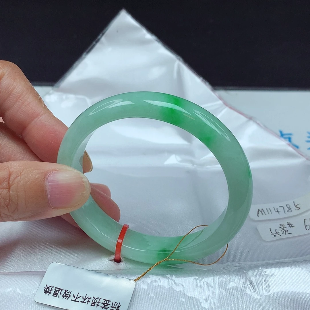 翡翠未镶嵌手镯55贵4785
