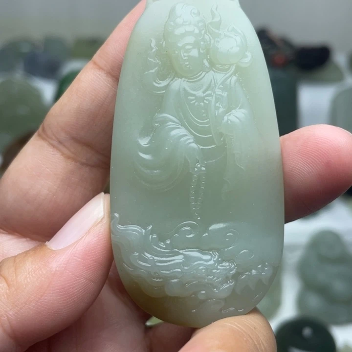 颈饰未镶嵌和田玉