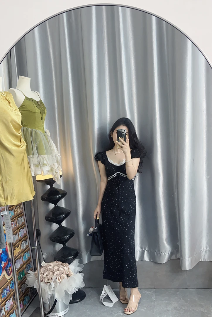 【虎妹推荐】小个子蕾丝波点黑色v领连衣裙