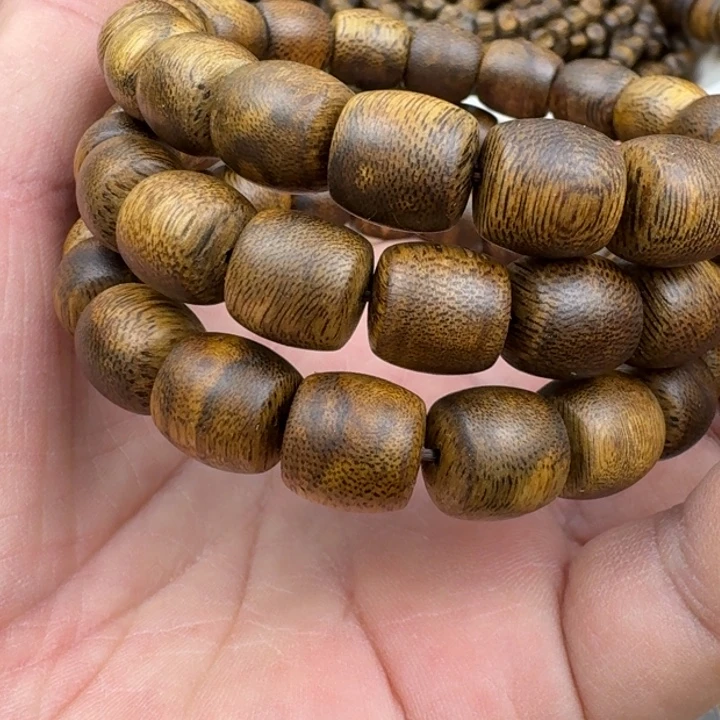 A***电沉香手串乌身手串31克加