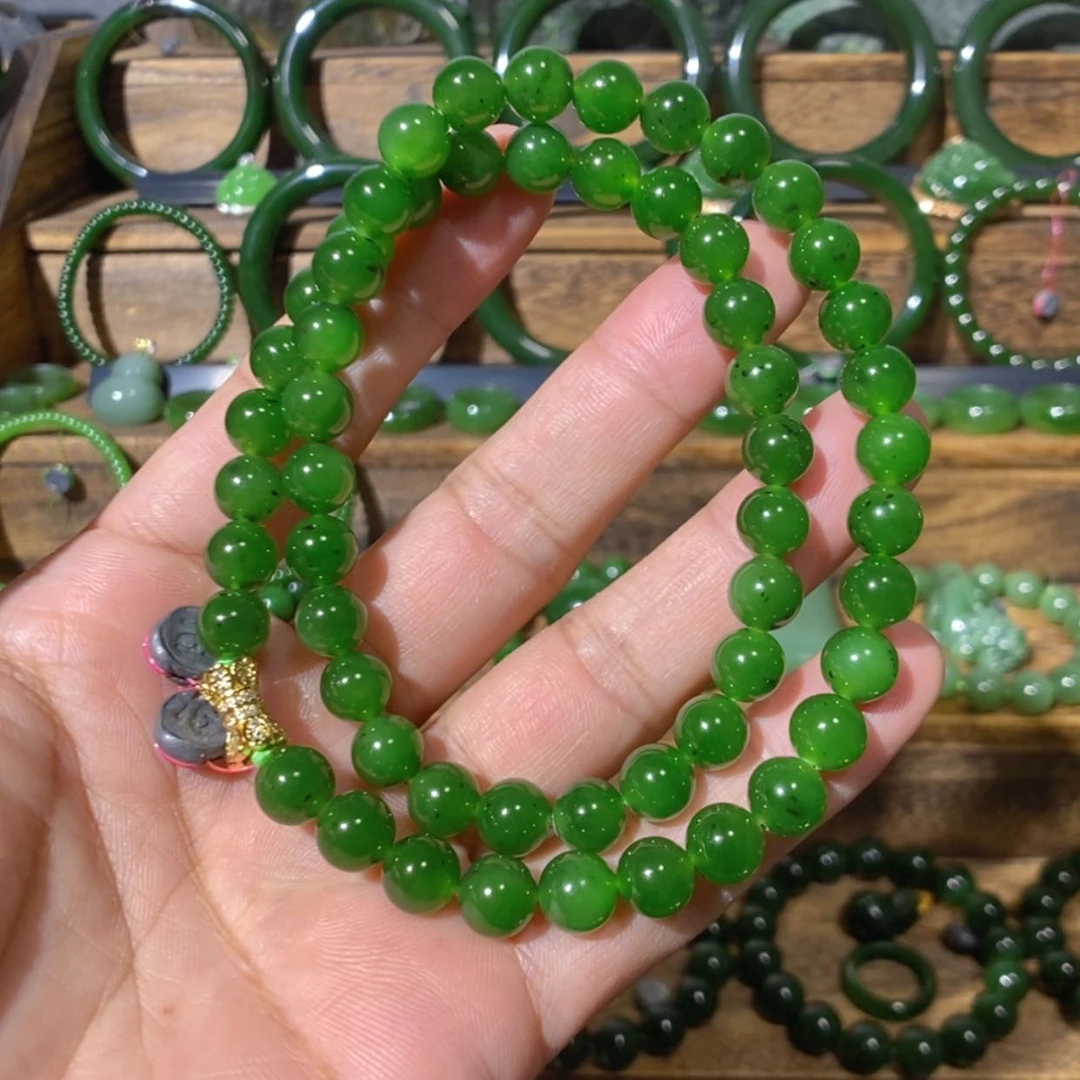 【闪购商品】吊坠(不含链)未镶嵌和田玉巴料辣绿项链 8