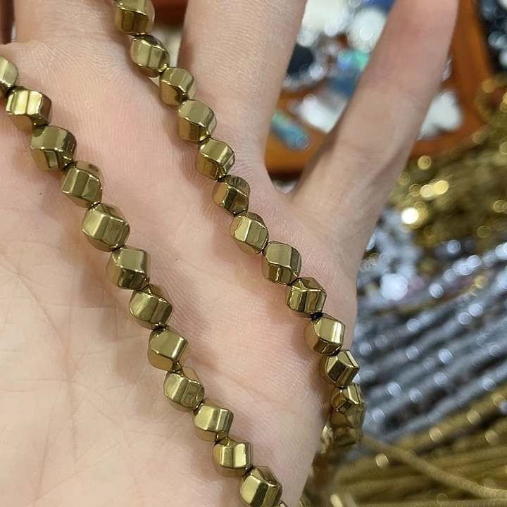 玛瑙/玉髓合金珠宝半成品一条金色扭扭珠