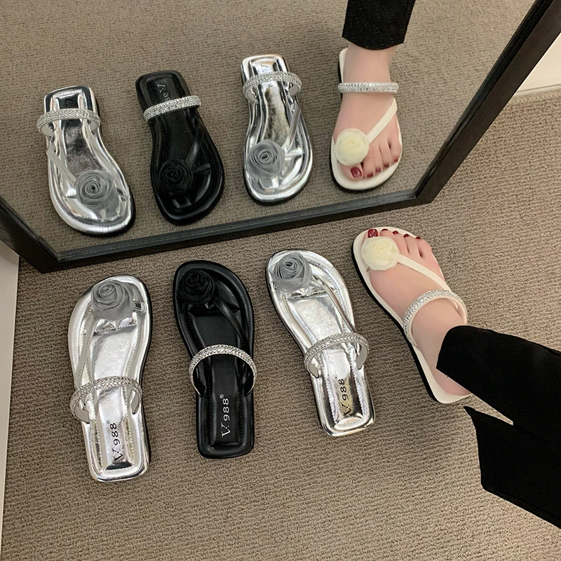 花朵平底小凉拖鞋女2025新款外穿时尚夏天绝美配裙子海边沙滩凉鞋