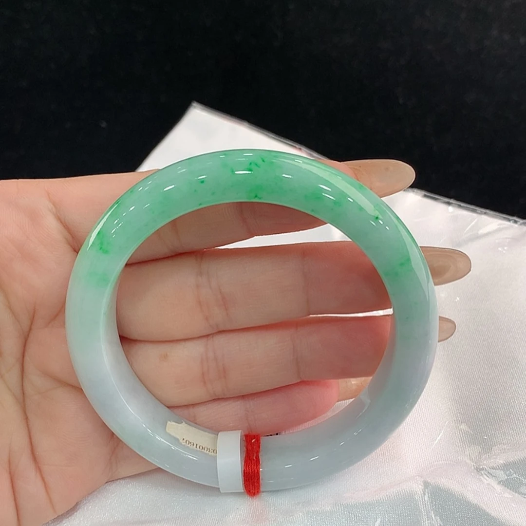 【闪购商品】翡翠手镯未镶嵌58，57/58