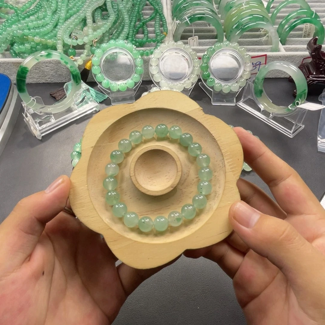 石英质玉（非洲翠）手链合金