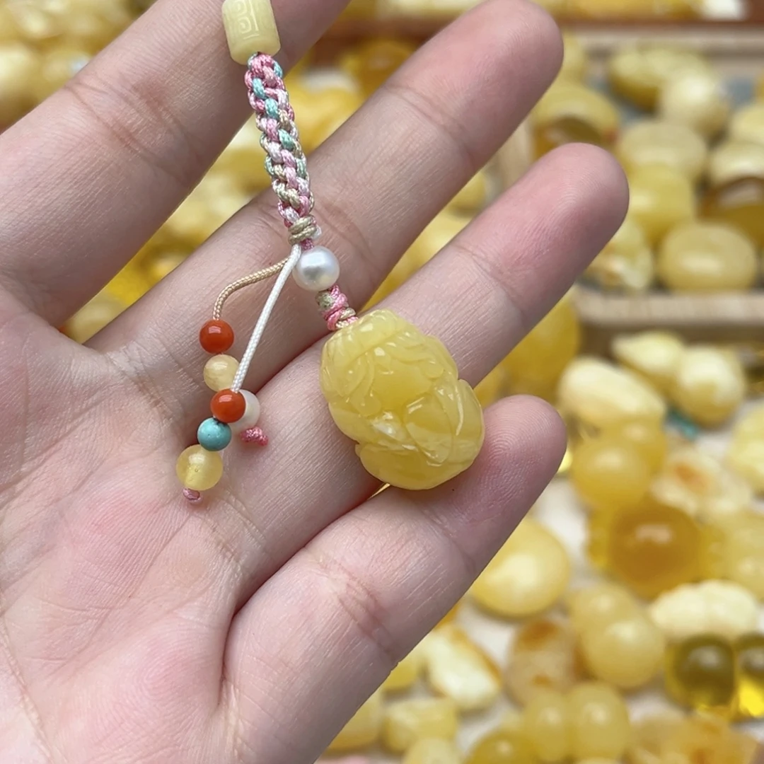 蜜蜡未镶嵌裸石配饰