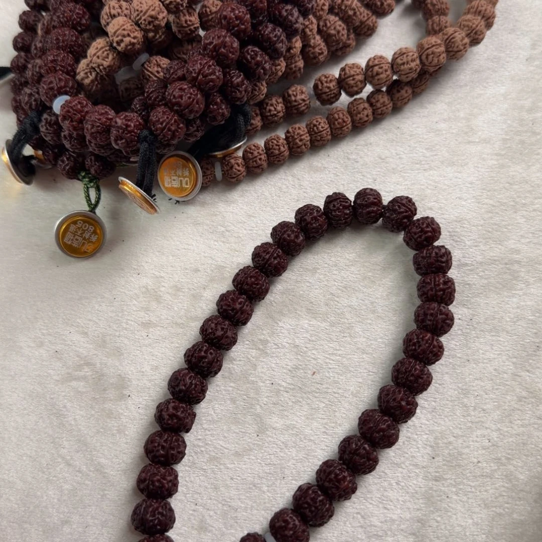 金刚菩提吊坠全品老树王手持体验款