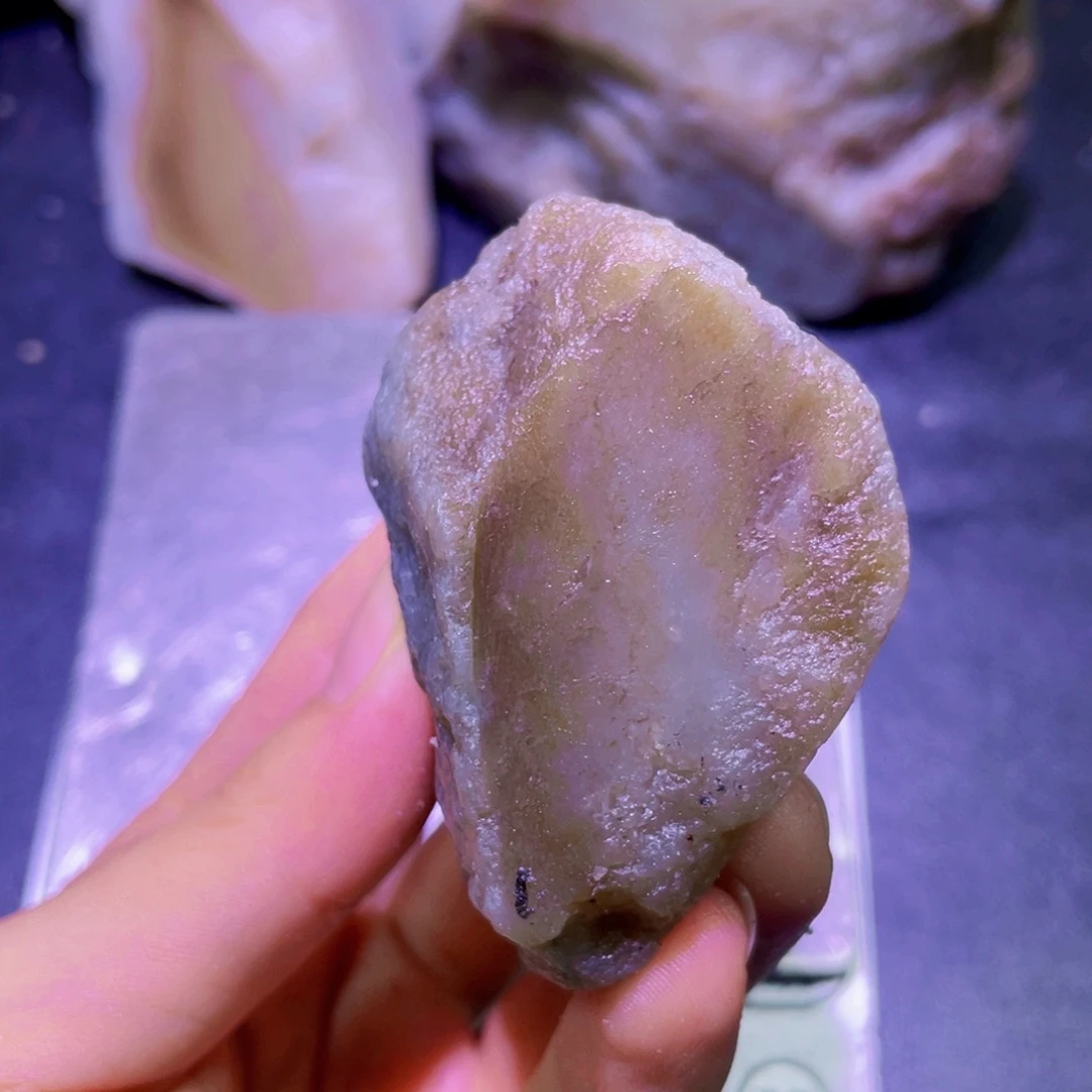 未镶嵌和田玉珠宝半成品