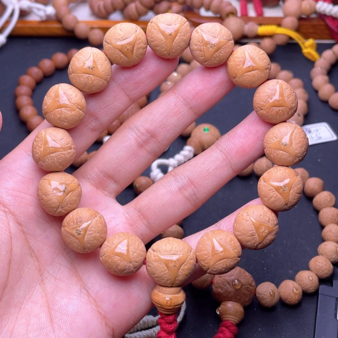 凤眼菩提吊坠凤眼