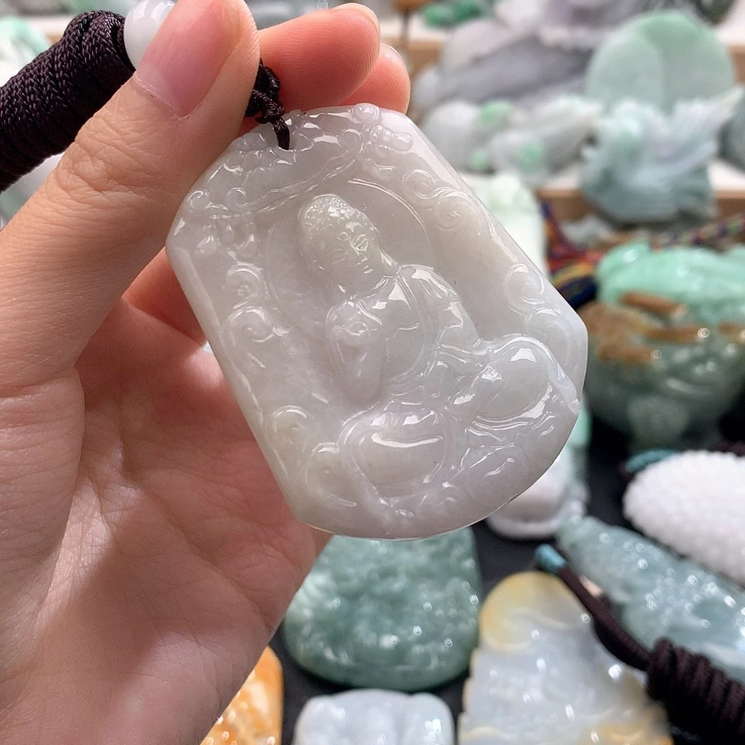 吊坠(不含链)未镶嵌翡翠